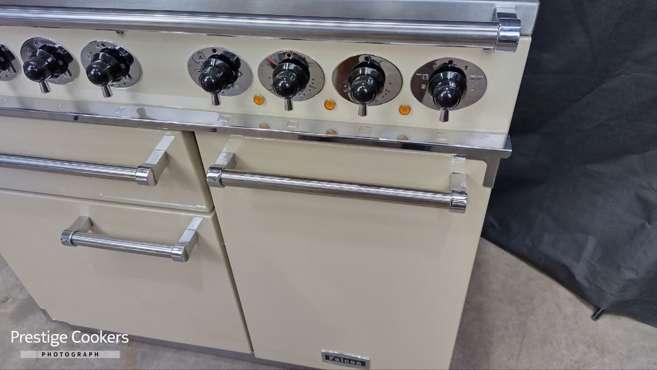 Falcon 1000 Deluxe Induction/Electric Range Cooker, Cream/Chrome