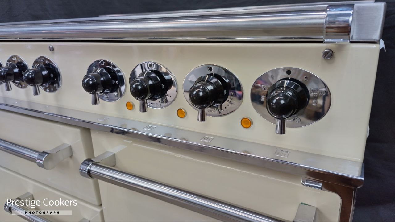 Falcon 1000 Deluxe Induction/Electric Range Cooker, Cream/Chrome