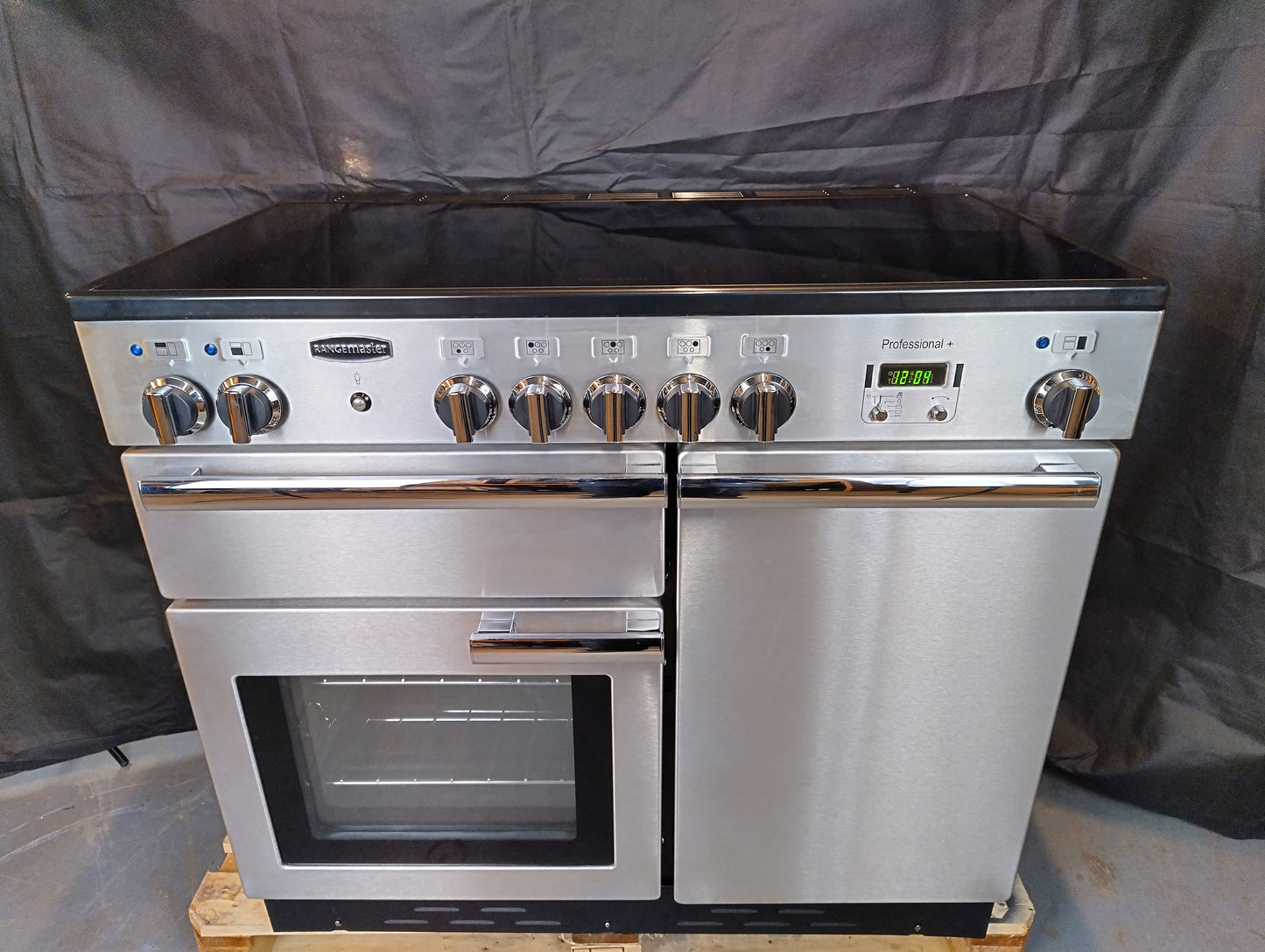Rangemaster Professional Plus 100 Induction Range Cooker – Stainless steel (Refurbished)