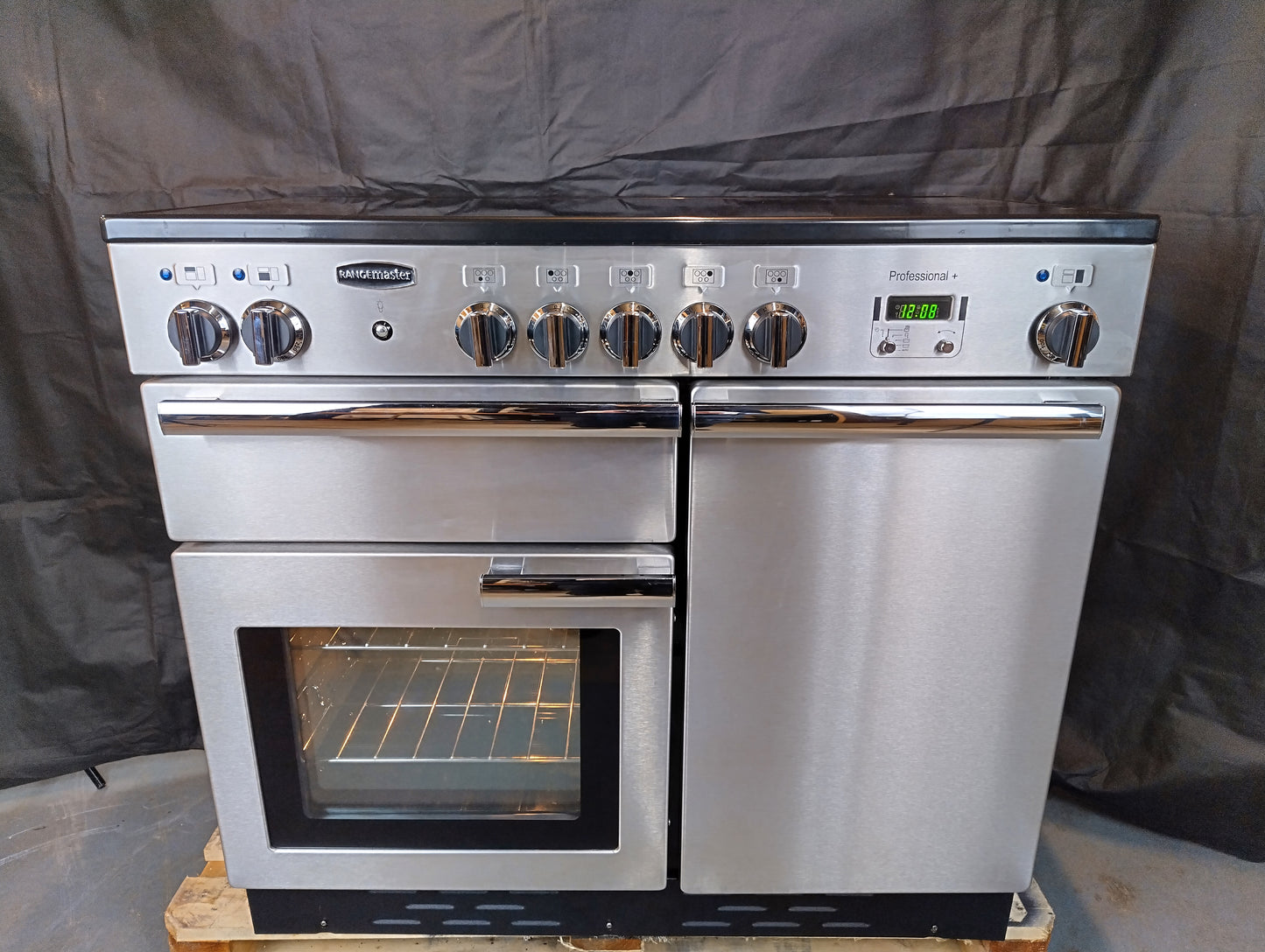 Rangemaster Professional Plus 100 Induction Range Cooker – Stainless steel (Refurbished)