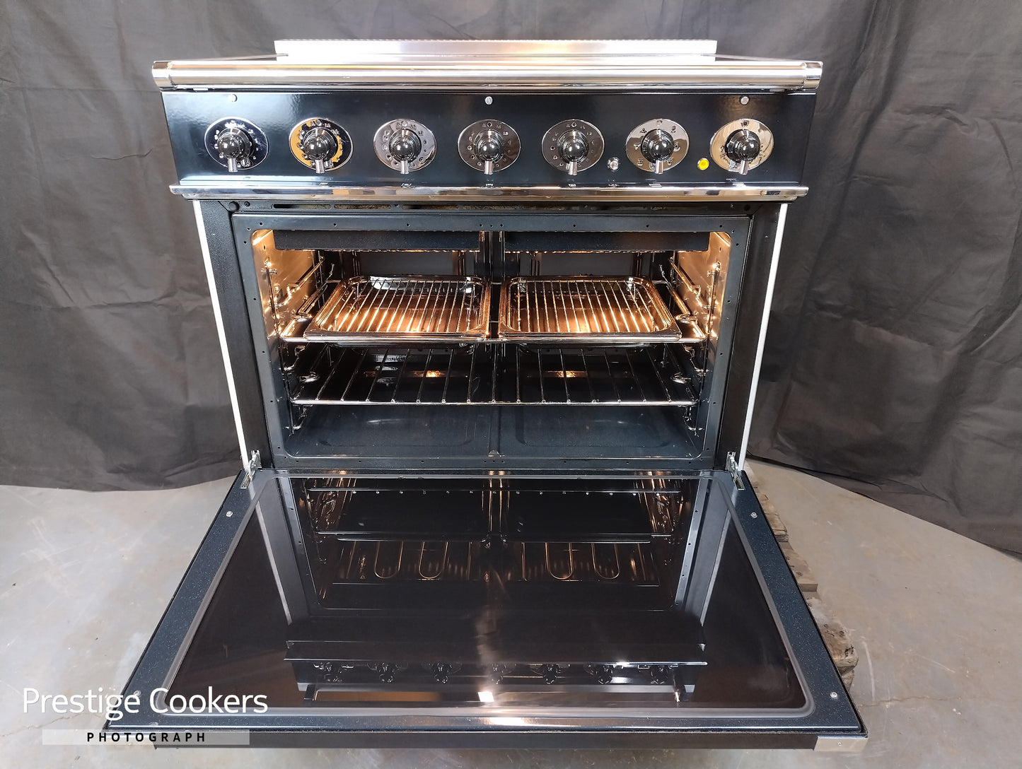 Falcon 900S Induction Range Cooker – Black (Refurbished)