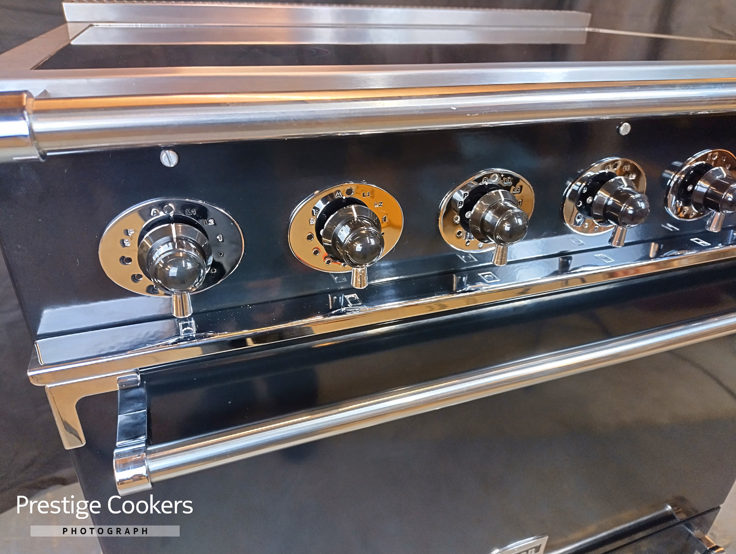 Falcon 900S Induction Range Cooker – Black (Refurbished)
