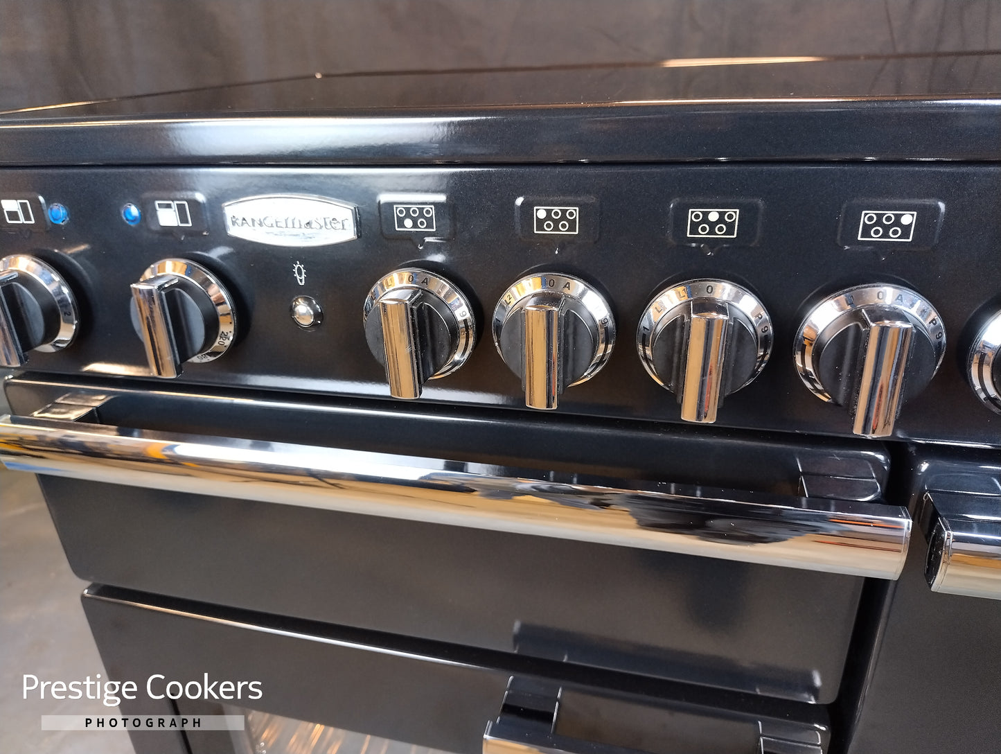 Rangemaster Professional Plus 90cm Induction Range Cooker – Black (Refurbished)