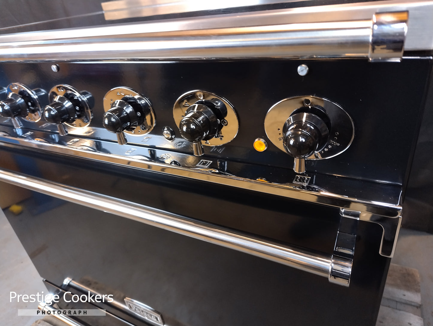 Falcon 900S Induction Range Cooker – Black (Refurbished)