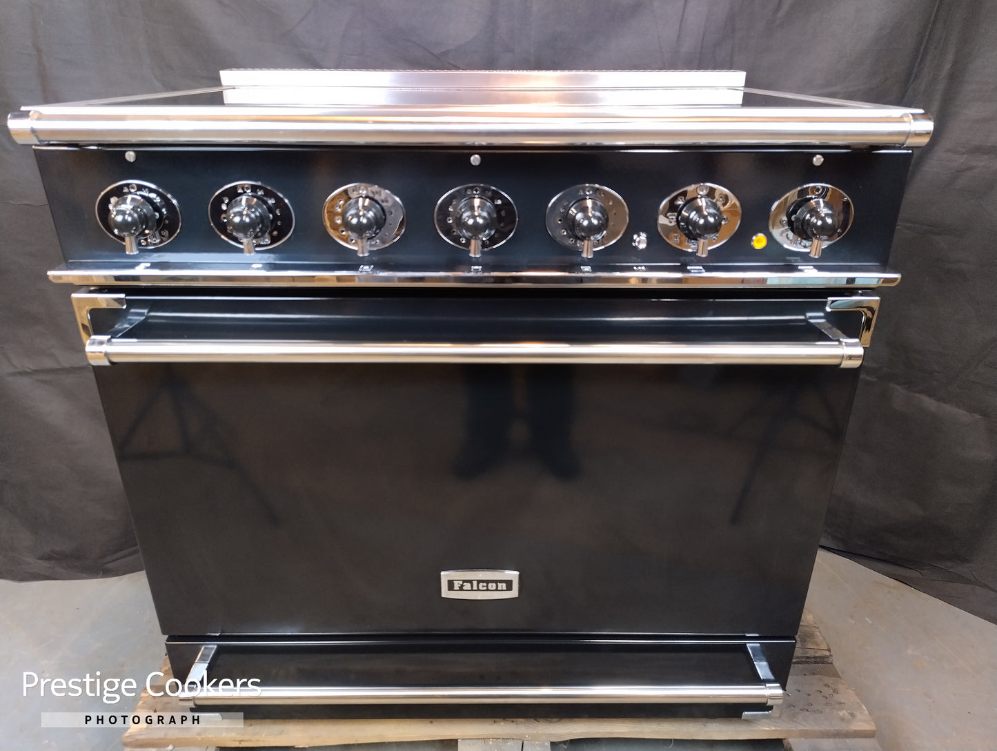 Falcon 900S Induction Range Cooker – Black (Refurbished)